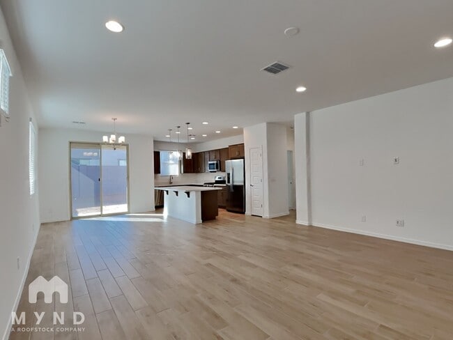 Photo - 9967 W Whitton Ave