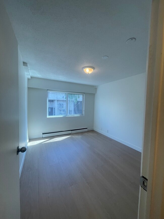 Photo - Parkview Terrace - 208 Unit 208