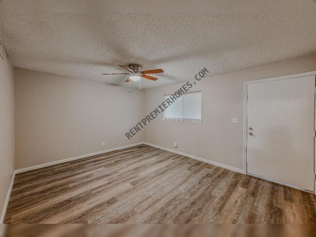 Photo - 4309 Glenda Ln