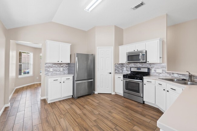 Photo - 227 Mammoth Springs Ln