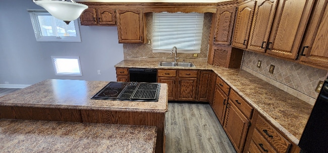 Photo - 1291 Fairgreen Ave