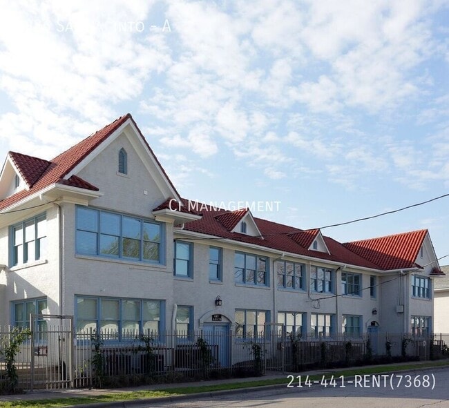 Building Photo - 4926 San Jacinto St Unit A