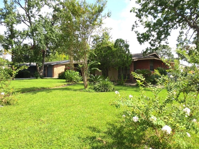 Photo - 6633 Mobud Dr