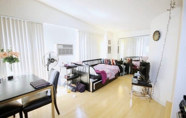 Building Photo - 12 Stoneholm St Unit 321