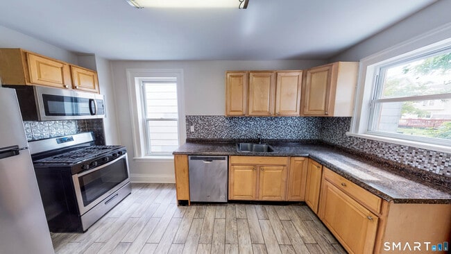 Photo - 30 Henry St