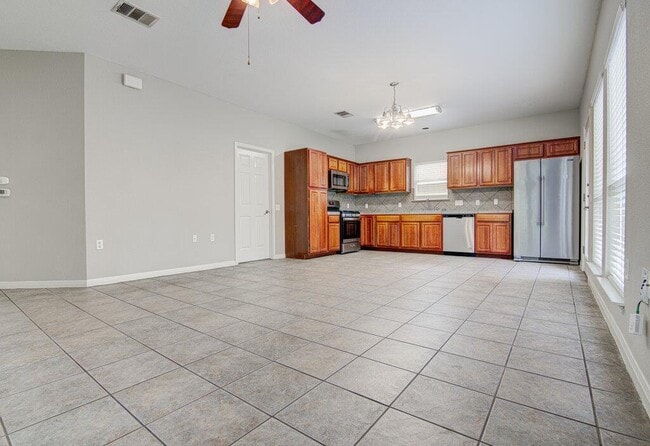 Photo - 1702 Singleton Ave