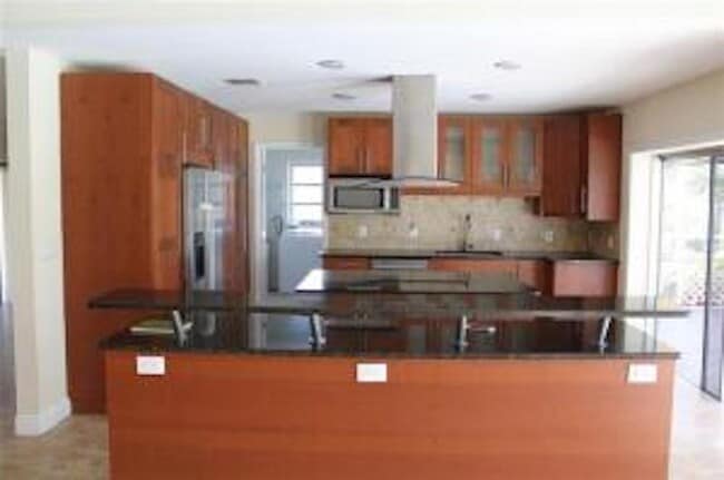 Photo - 4705 Holly Dr