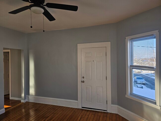 Photo - 405 America St Unit #2