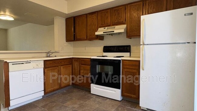 Photo - 1988 N Salem Ave