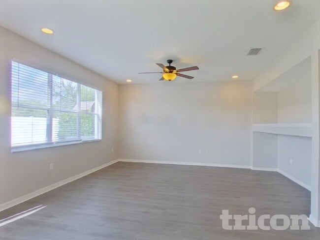 Photo - 19706 Timberbluff Dr