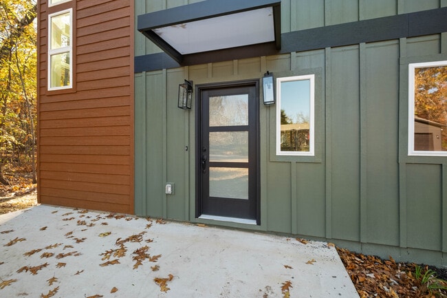 Photo - 50 Thaxted Dr