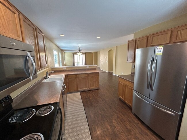 Photo - 15446 W Mercer Ln