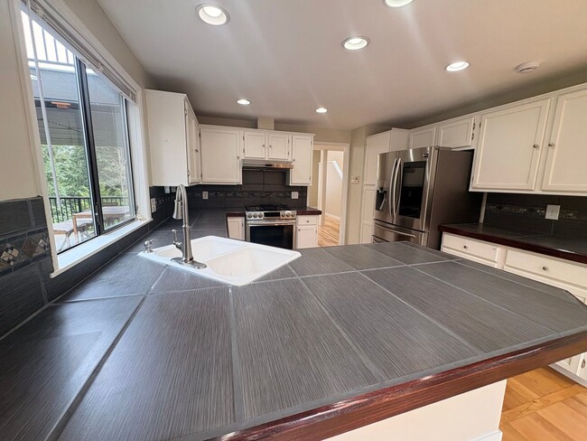 Photo - Bright and Spacious Newcastle Home -Open House Saturday the 27th 4:00-5:00