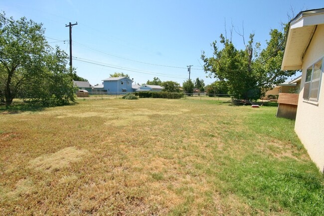 Photo - 3 Bed, 2 Bath, Highland School District