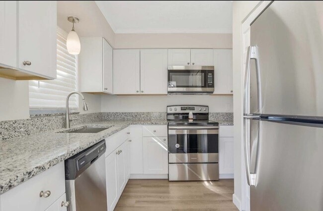 Photo - 854 Silver Oak Ct