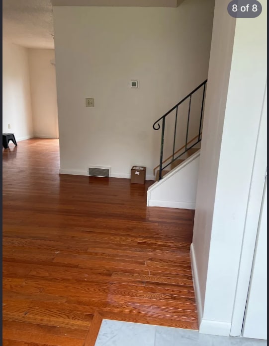 living room - 3633 Harrowgate Rd