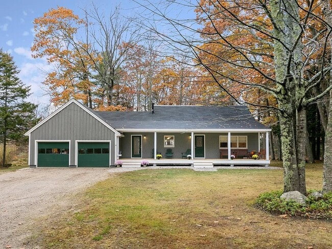 Building Photo - 32 Maple Ave