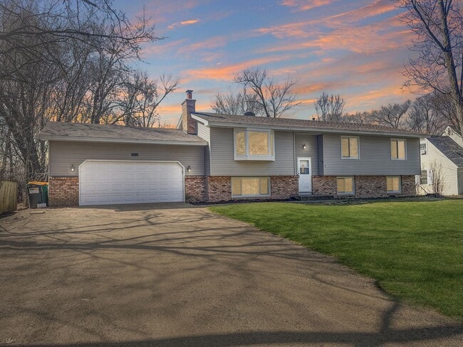 Photo - 25715 Wildrose Ln