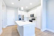 Annadale- 1BR, 1BA