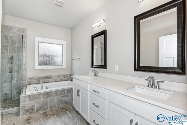 Photo - 2502 Celia Ct