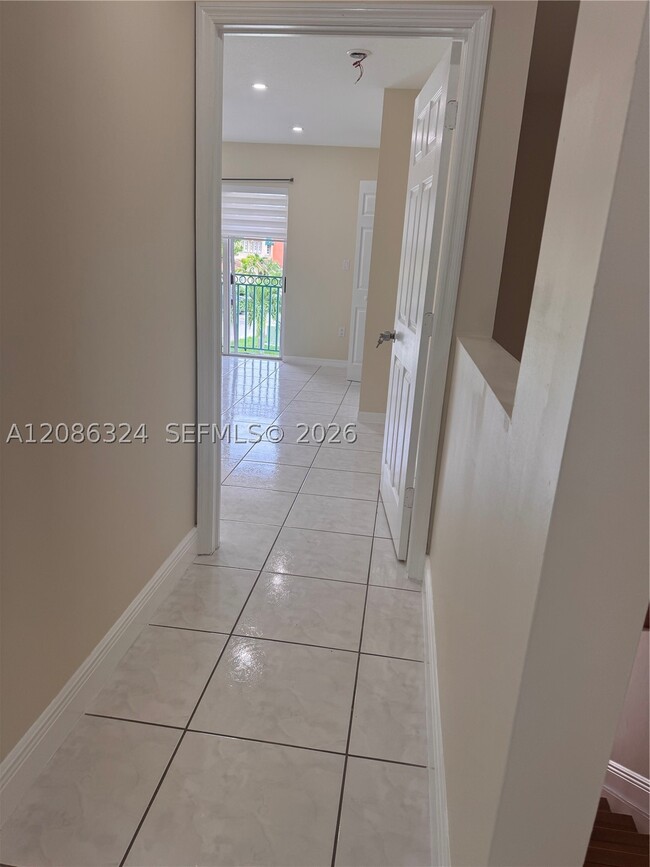 Photo - 7075 NW 173rd Dr