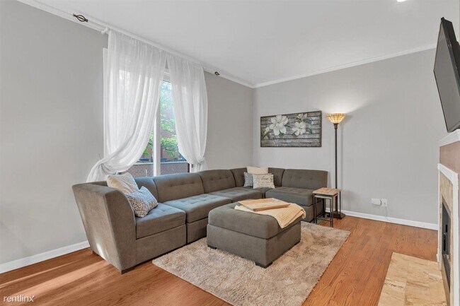 Photo - 1 br, 2 bath Townhome - 1250 South Federal...