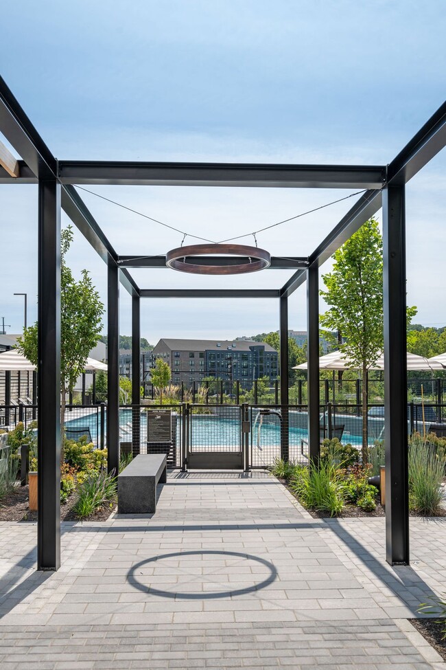 Building Photo - Madison West Elm Rental