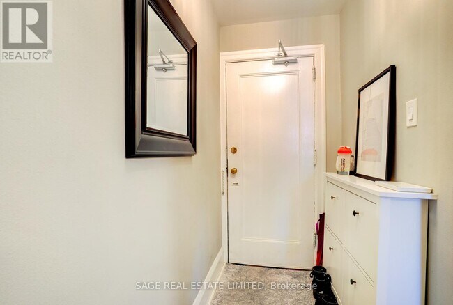 Photo - 48 Lawton Blvd