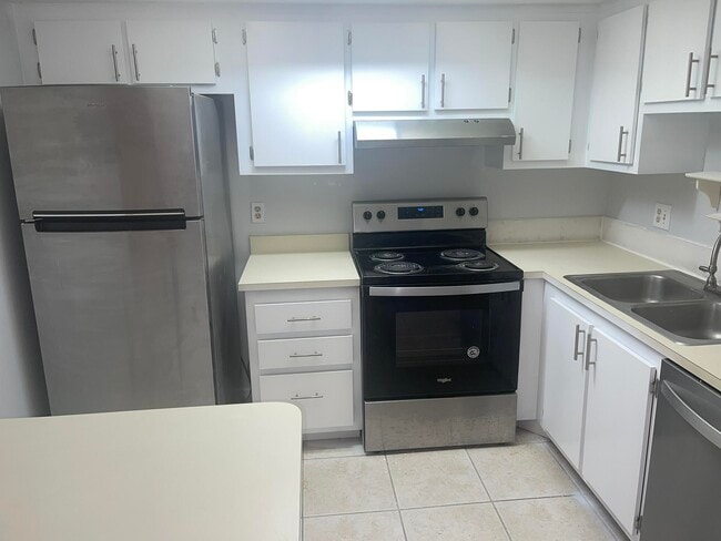 Photo - 4185 Oak Terrace Dr