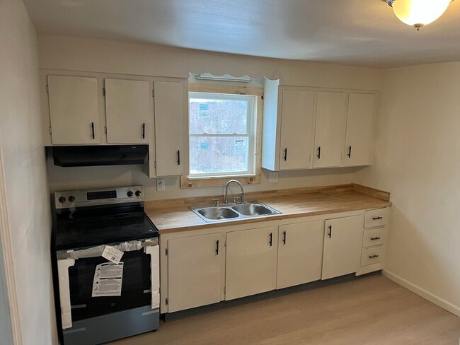 Photo - 9 Hudson St Unit 2