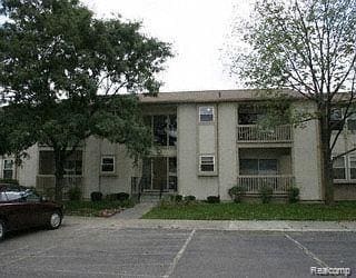 Building Photo - 27860 Berrywood Ln Unit 24