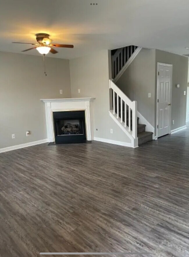 Photo - 27 Sidney Marie Ct