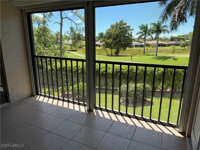 Photo - 5789 Gage Ln Unidad 304A