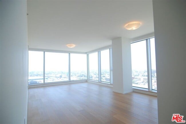 Photo - 889 Francisco St Unit 2406