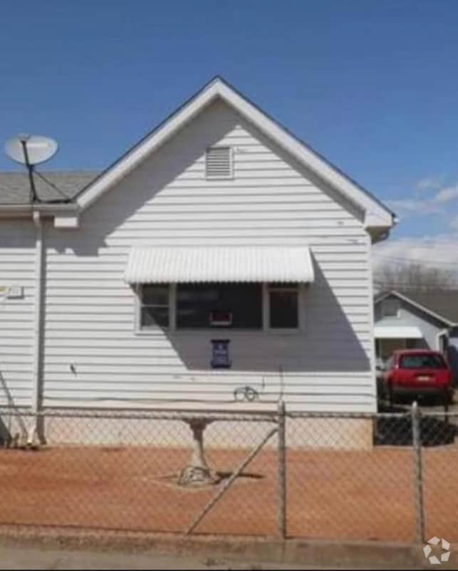 Building Photo - 711 Arroyo Ave Rental