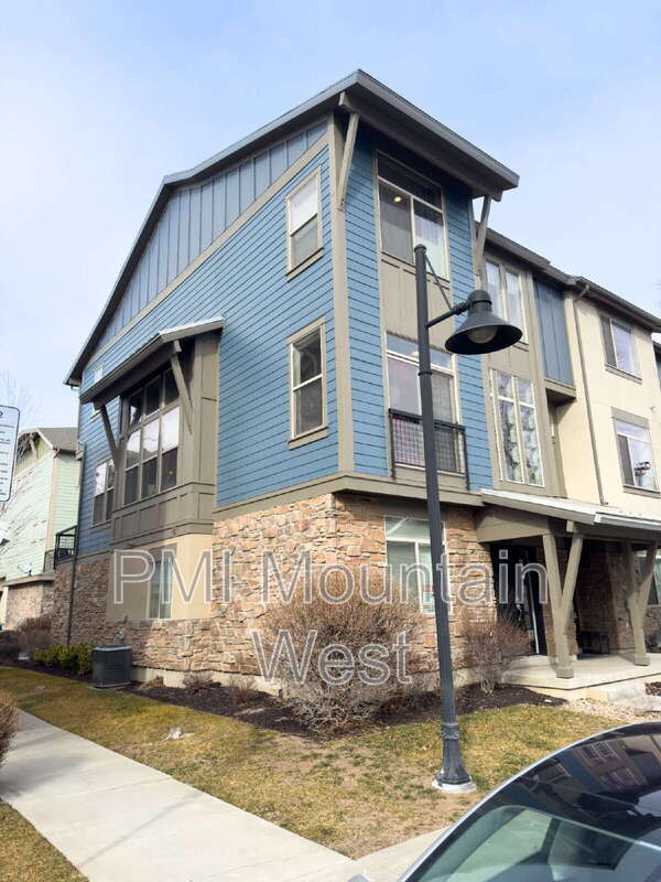 Photo - 7537 Russi Pl