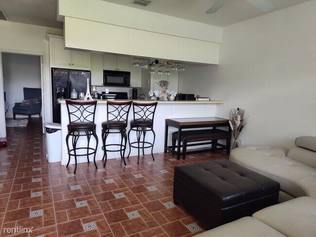 Photo - 3 br, 2.5 bath House - 11937 Sturbridge Ln...