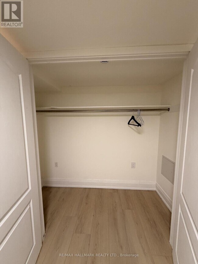 Photo - 13 Brookfield St