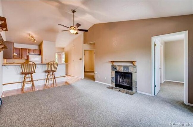 Charming 2bd/1ba Boulder Apartment! Availa... - Charming 2bd/1ba Boulder Apartment! Availa...