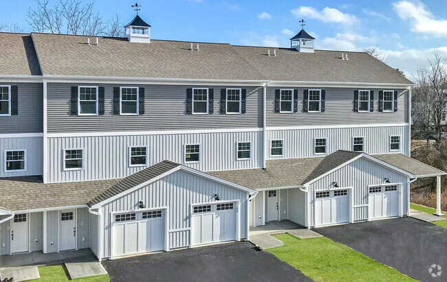 Building Photo - The Village at Bluff Point Rental