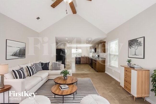 Photo - 563 Kincaid Cove Ln