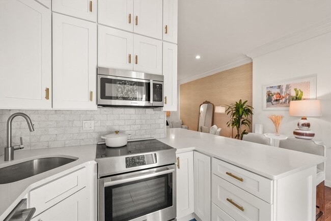 Photo - 66 Appleton St Unit 3