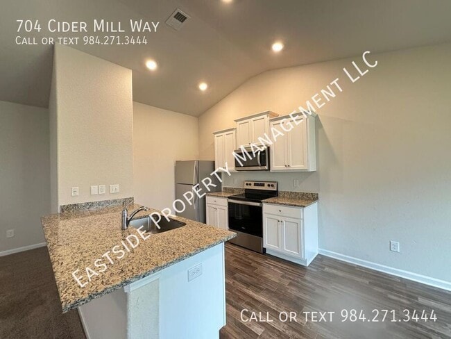 Photo - 704 Cider Ml Wy