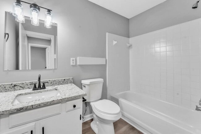 Photo - *NEWLY RENOVATED* 3 Bedroom Townhouse in D...