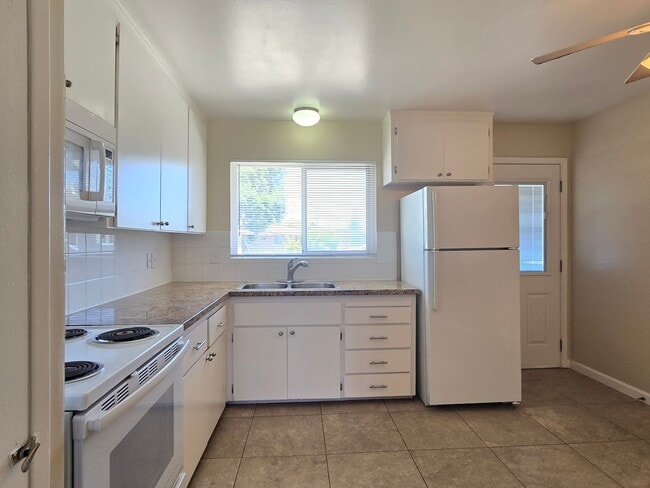 Photo - 1281 Parkington Ave Unidad 1291