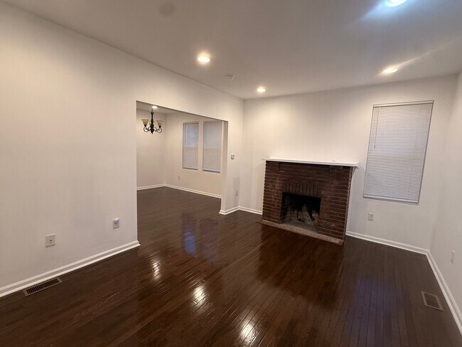 Photo - 5116 Gwynn Oak Ave Unidad 1