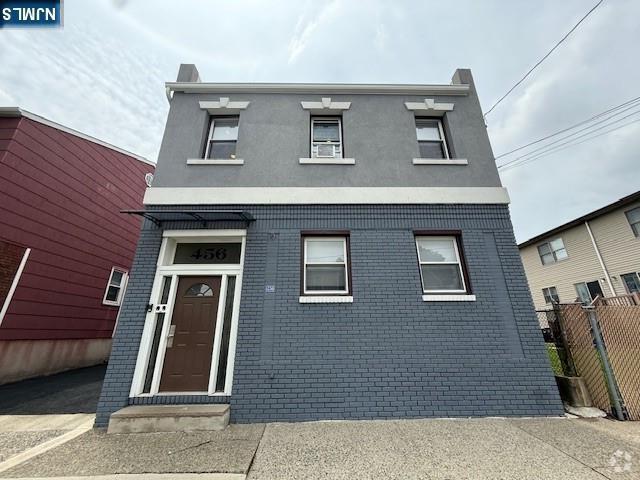 Building Photo - 456 Broad St Unit 2F-2F Rental