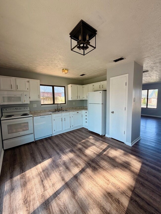 Photo - 3416 Woodspring Dr