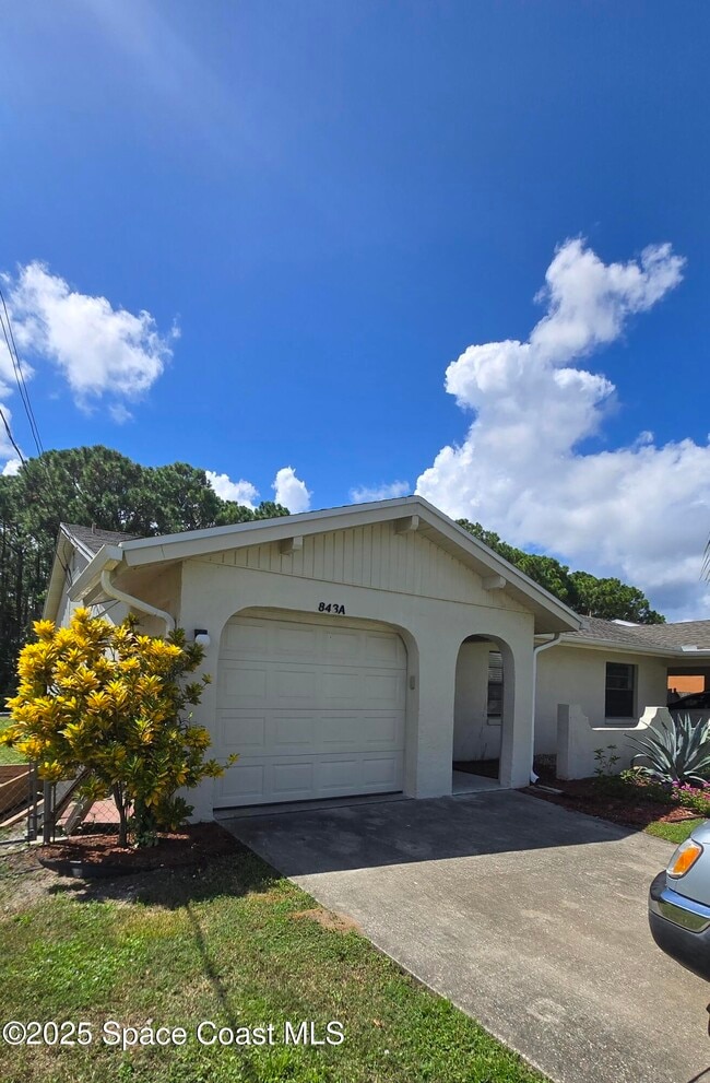 Building Photo - 843 Faull Dr Rental