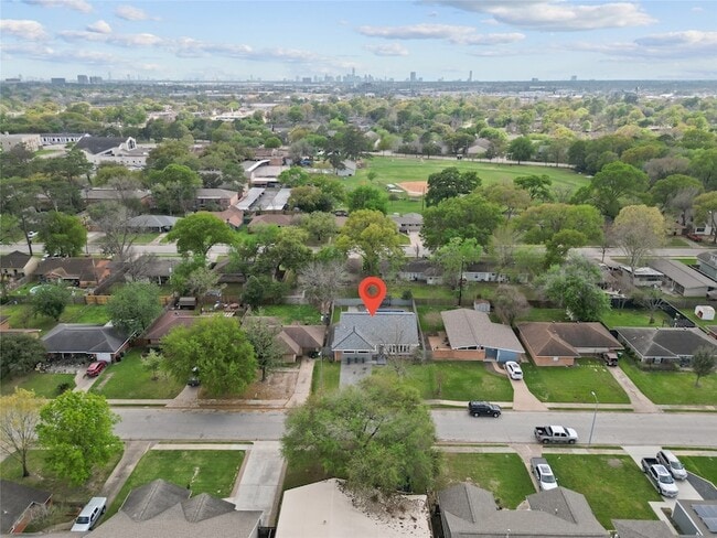 Photo - 5001 Nina Lee Ln